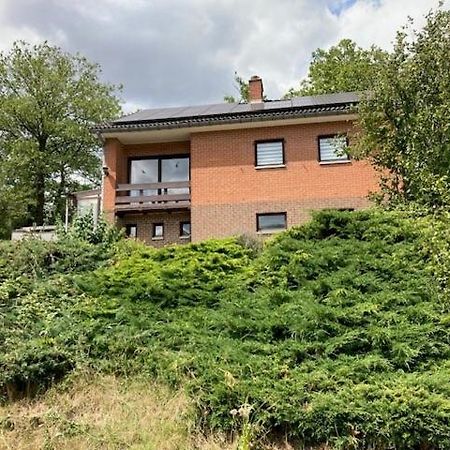 Villa Les Cinq Francais à Nismes Extérieur photo