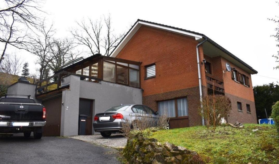 Villa Les Cinq Francais à Nismes Extérieur photo